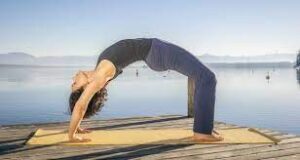 7-effective-yoga-pose-to-increase-energy-upward-facing-bow-pose.jpeg