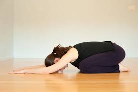 top-7-easy-yoga-poses-asanas-balasana