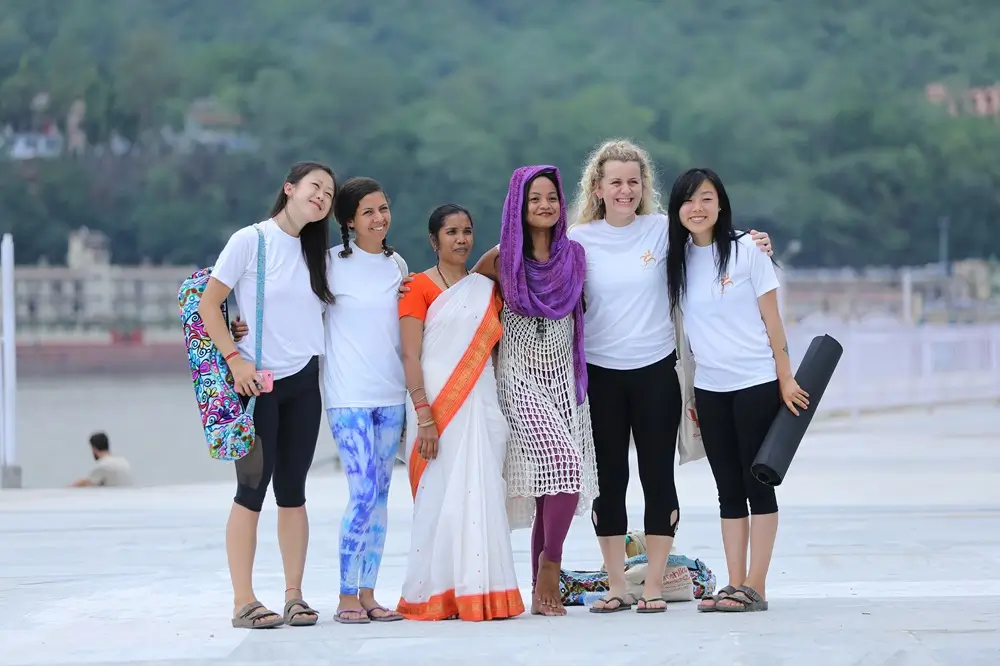 Rishikul Yogshala YTTC Students with Teacher